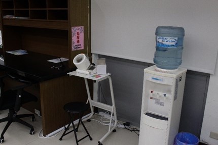 1樓服務中心備有血壓機及飲水機