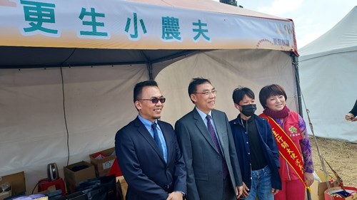 台中地區舉辦年貨大街行銷更生商品2