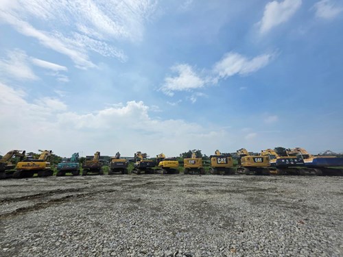 扣押怪手等重型機具